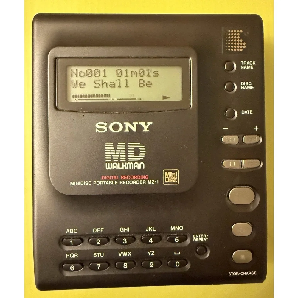 SONY MZ-1 MD Minidisc Walkman Portable Recorder Bundle W/ Accessories Tested‎